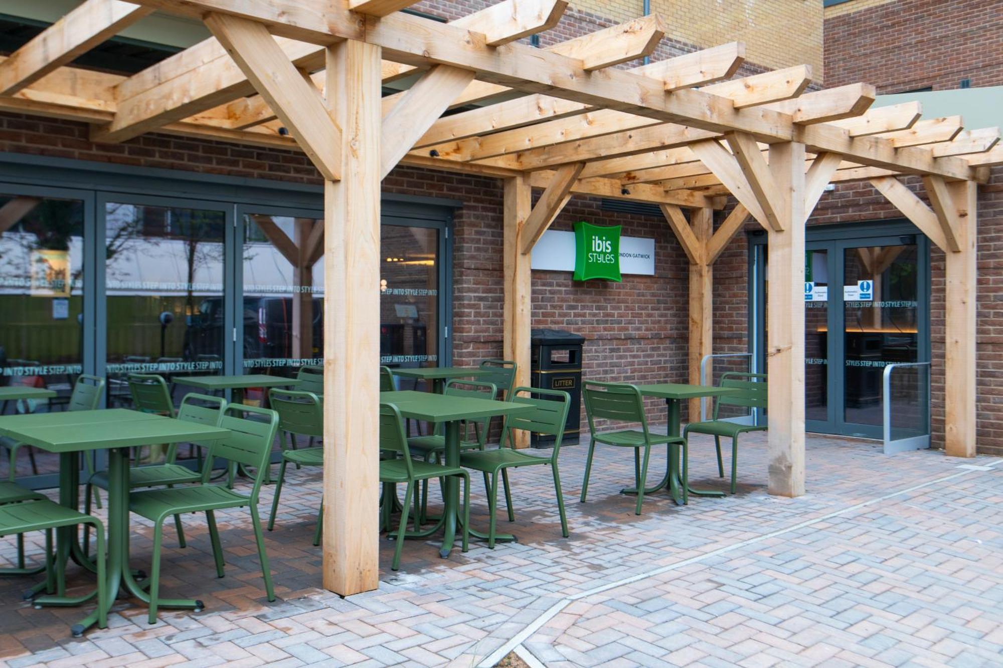 Ibis Styles London Gatwick Airport Otel Crawley  Dış mekan fotoğraf