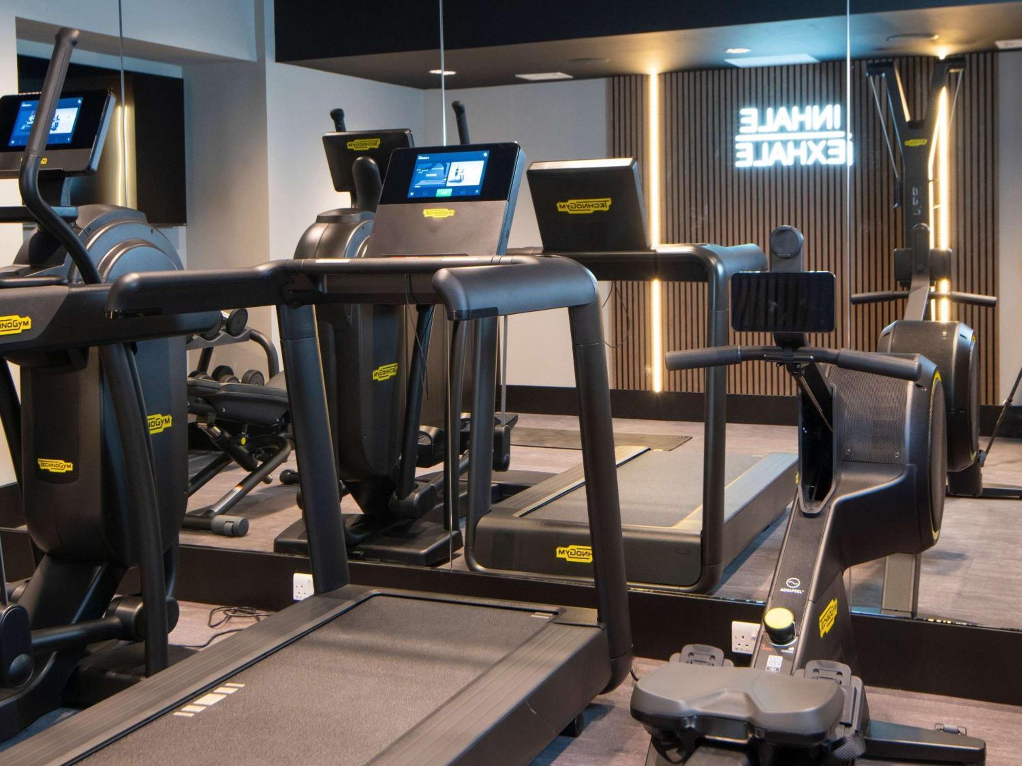 Ibis Styles London Gatwick Airport Otel Crawley  Dış mekan fotoğraf