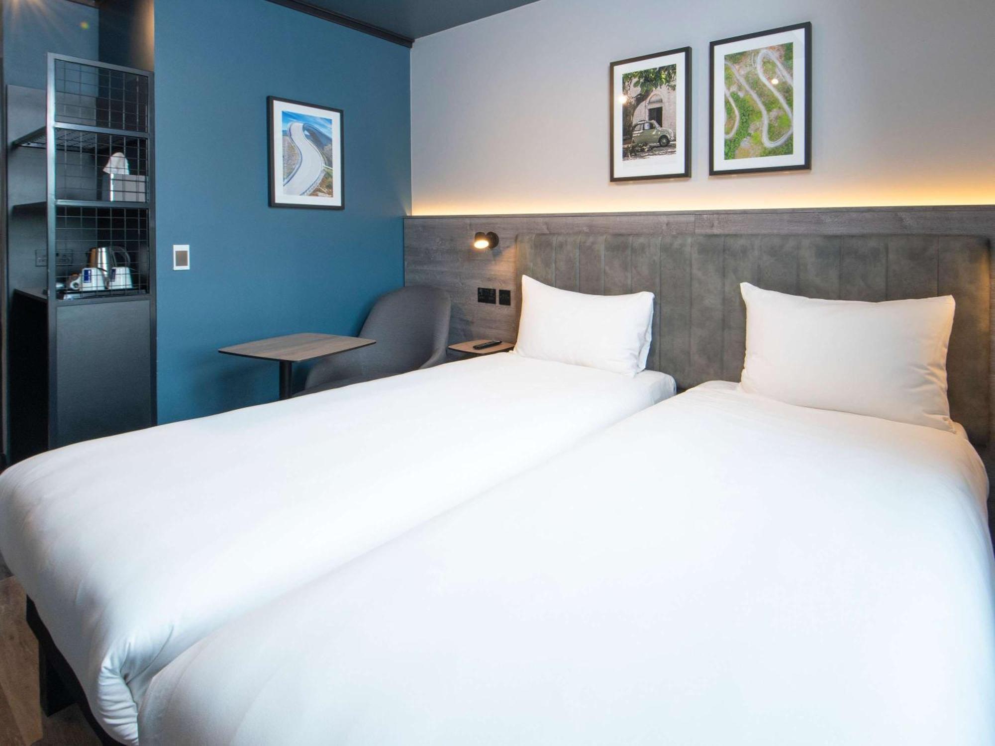 Ibis Styles London Gatwick Airport Otel Crawley  Dış mekan fotoğraf